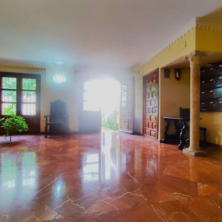 Plaza Cristo De Burgos Apartment Seville Exterior photo